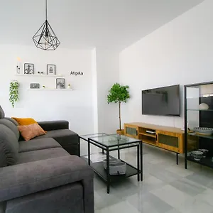 https://atipika-apartamento.es-andalucia.com