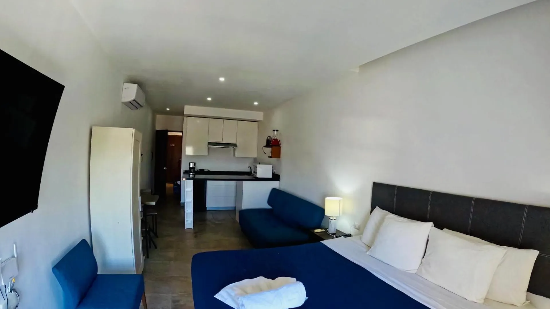 Studios With Roofpool In Vanessa 24 Playa del Carmen Apartmán